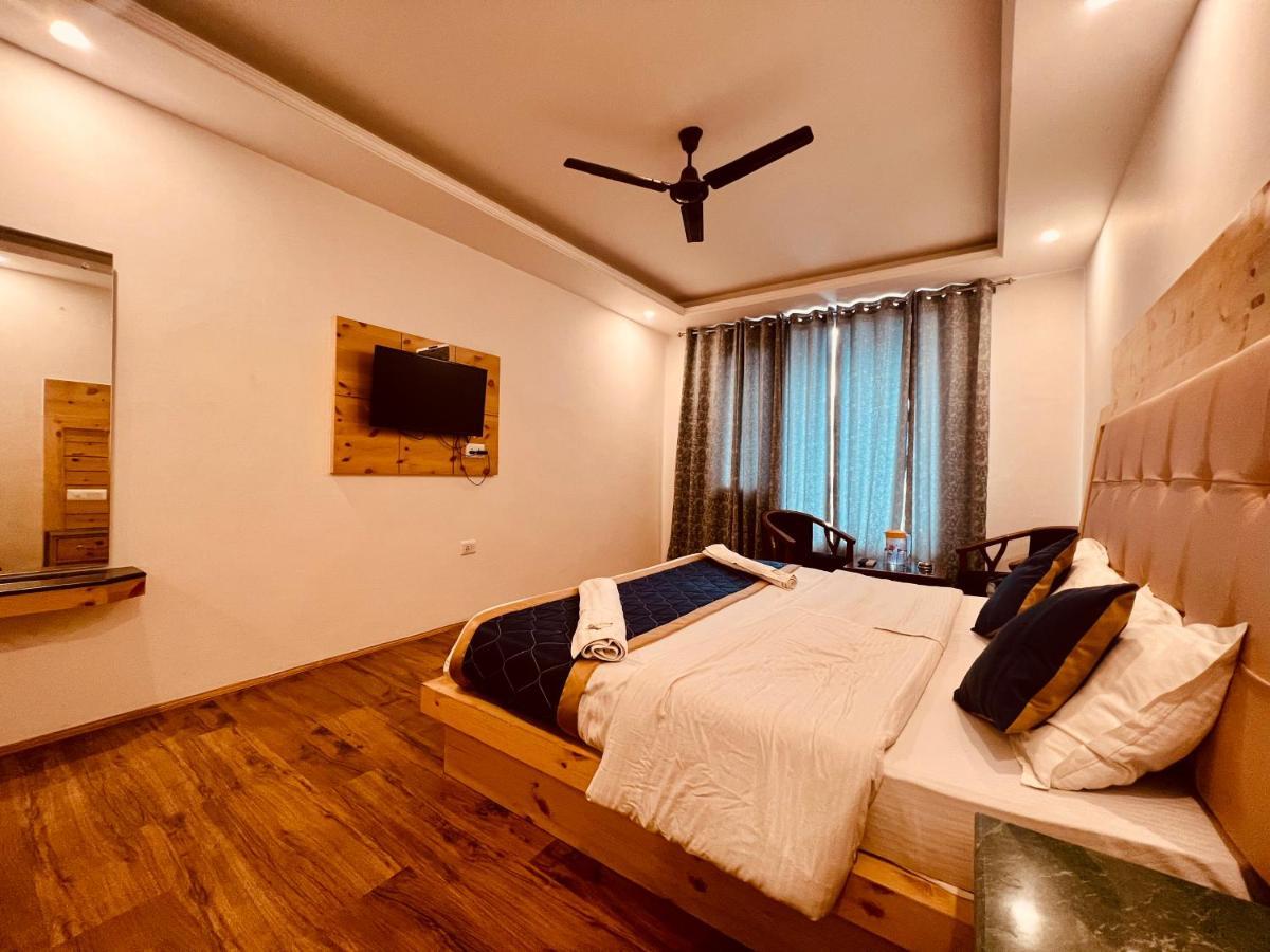 The Radhika - A Luxury Resort In Mountains Manāli Εξωτερικό φωτογραφία