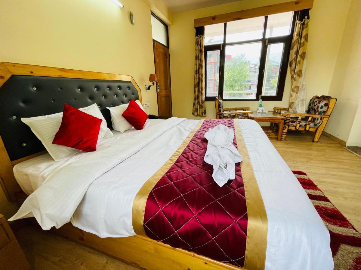 The Radhika - A Luxury Resort In Mountains Manāli Εξωτερικό φωτογραφία